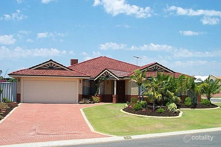 56 Fallbrook Ave, Woodvale, WA 6026
