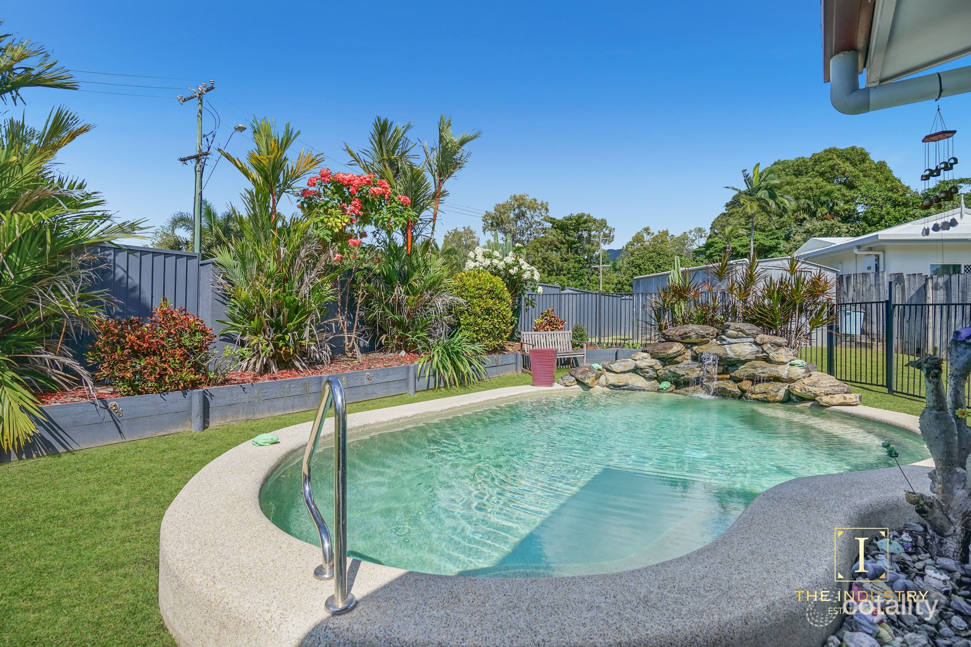 6 Whale Cl, Kewarra Beach, QLD 4879
