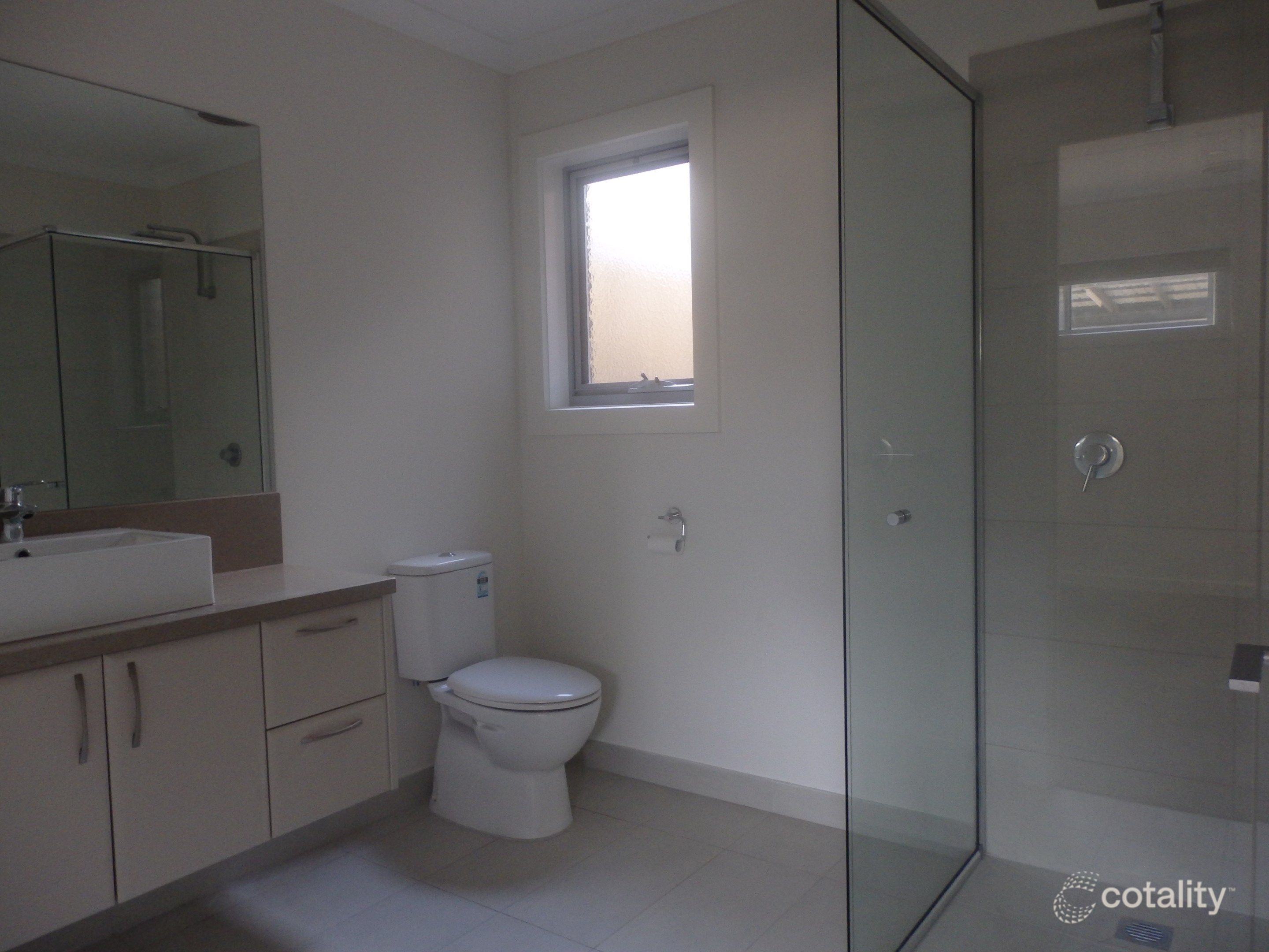 2/135 Normanby Ave, Thornbury, VIC 3071