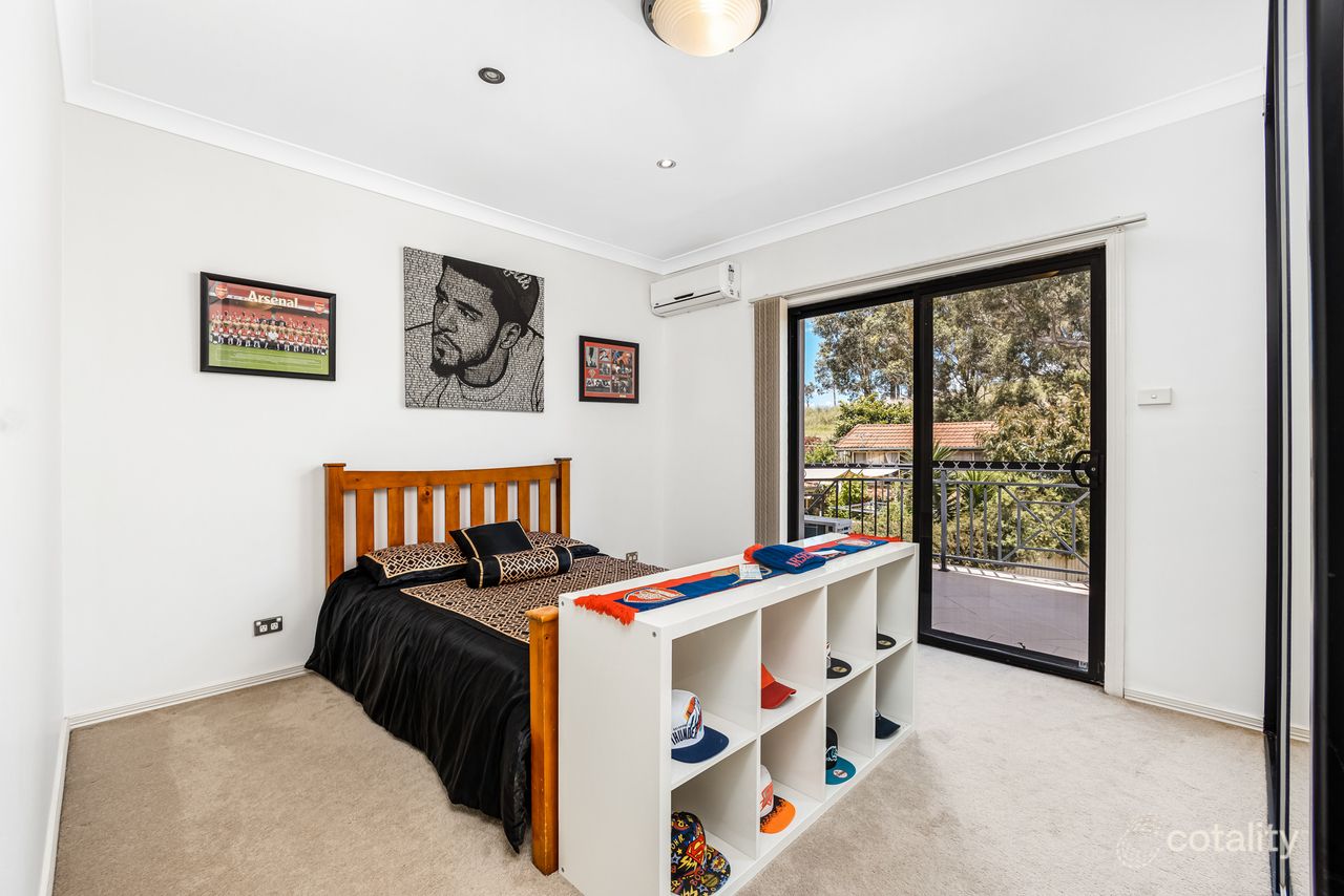 15 Edmund Pl, Cecil Hills, NSW 2171
