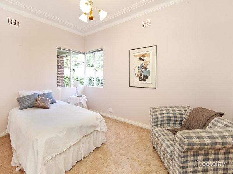 49 Coles Rd, Freshwater, NSW 2096