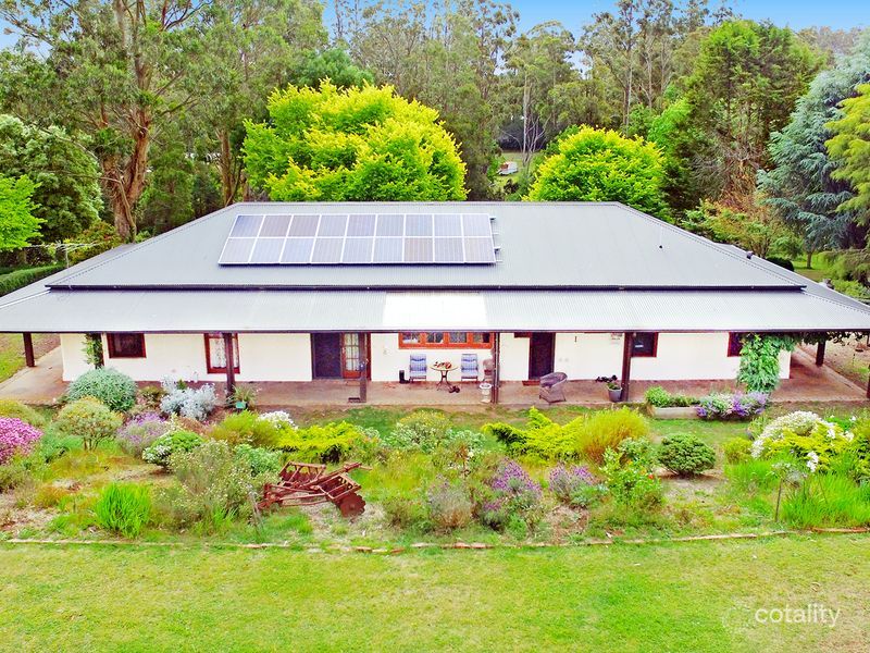 32 Lawrey Rd, Kinglake, VIC 3763