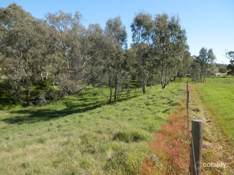 301 Burra St, Mintaro, SA 5415