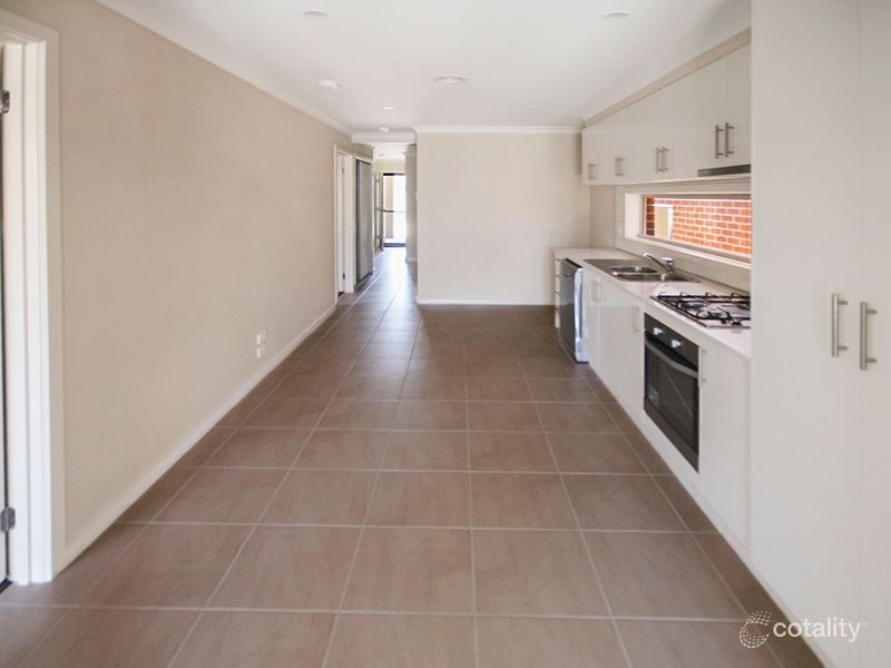 24 Mackenzie Dr, Wollert, VIC 3750