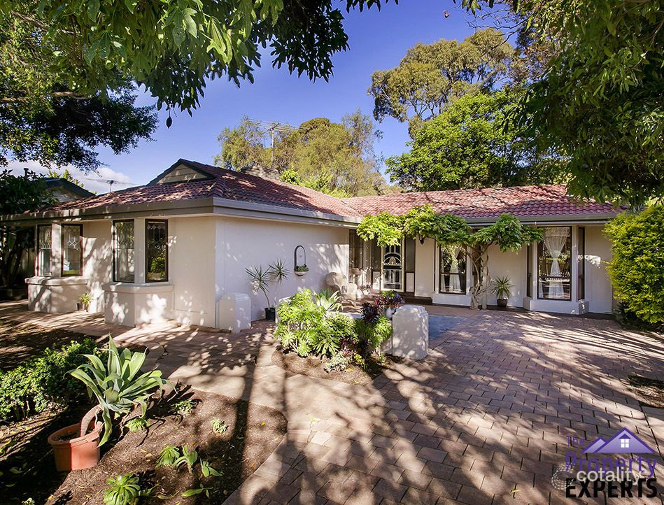 52 Heysen Dr, Trott Park, SA 5158