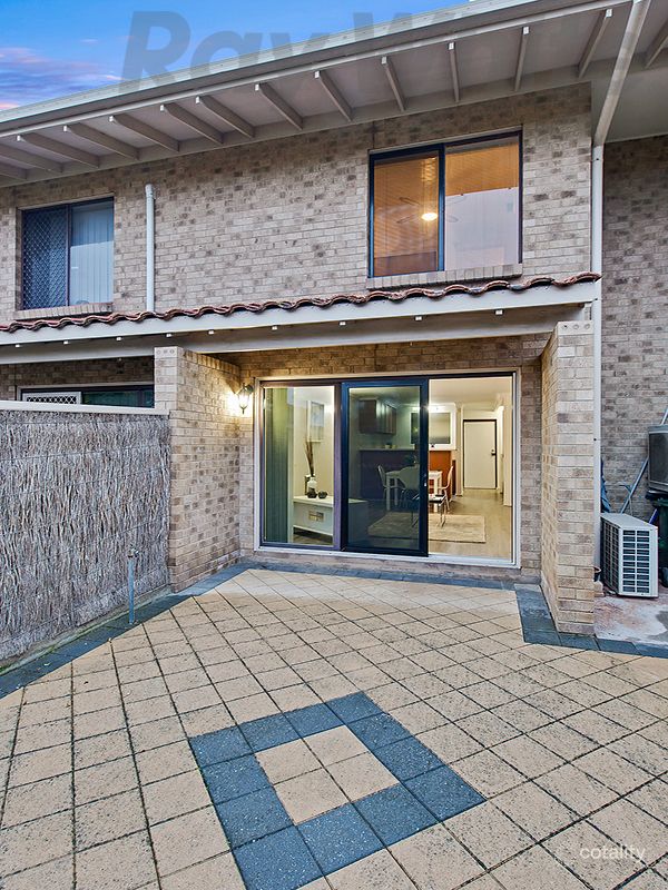 80 Sportsmans Dr, West Lakes, SA 5021