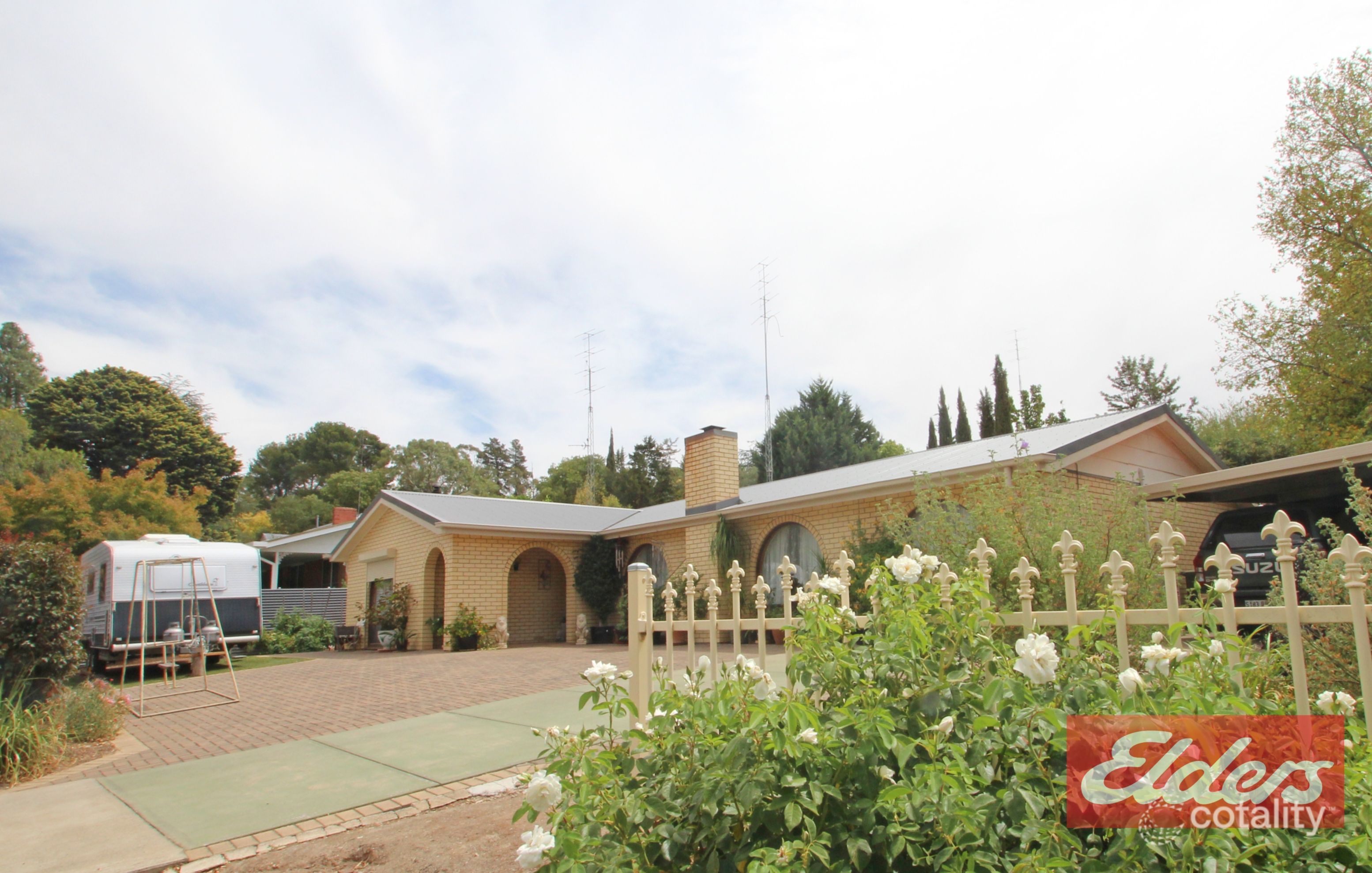 23 Burton St, Clare, SA 5453