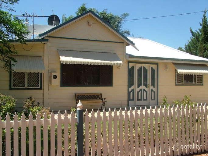 1 Rosenberg Cres, Kalgoorlie, WA 6430