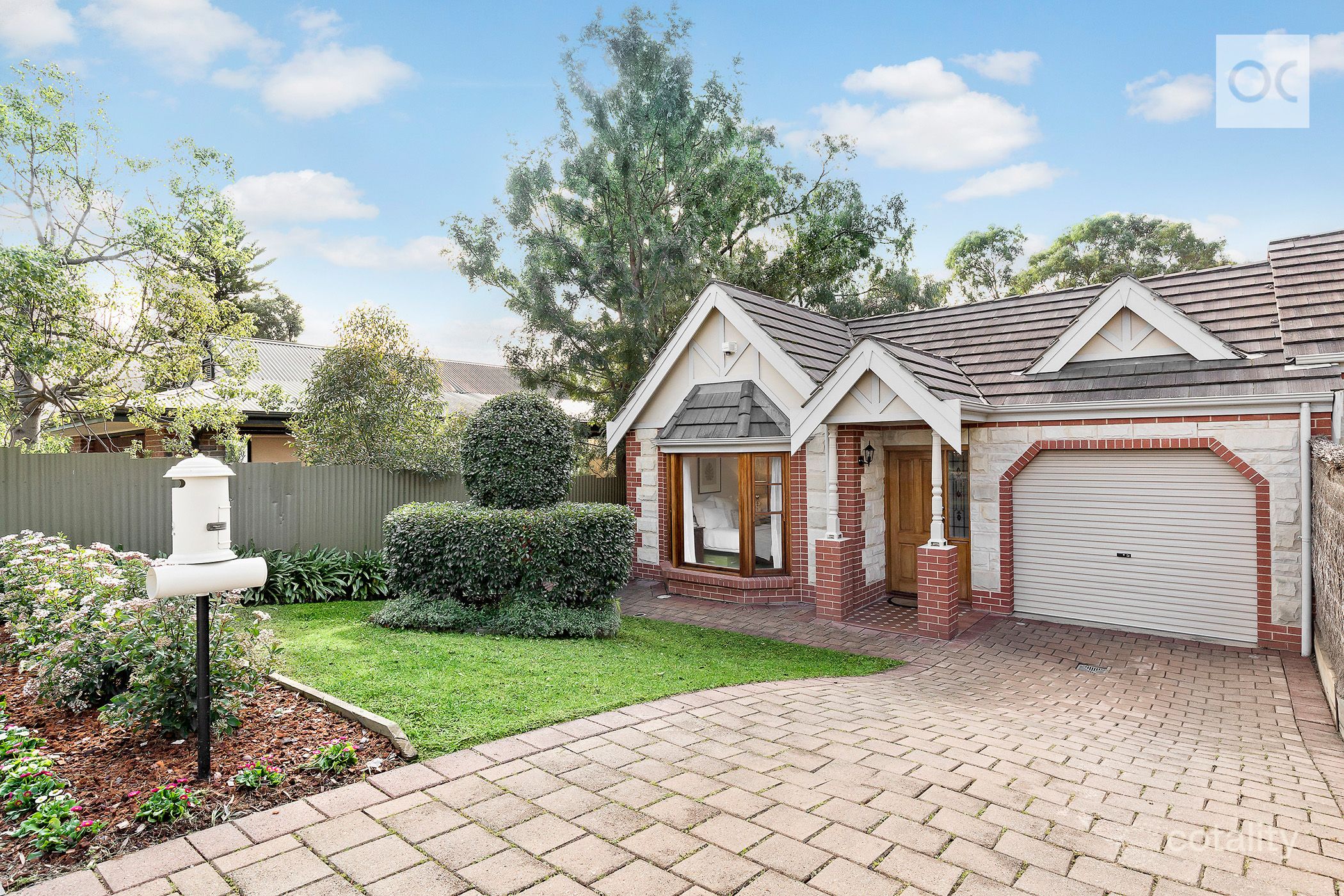 2 Aboyne Rd, Lower Mitcham, SA 5062