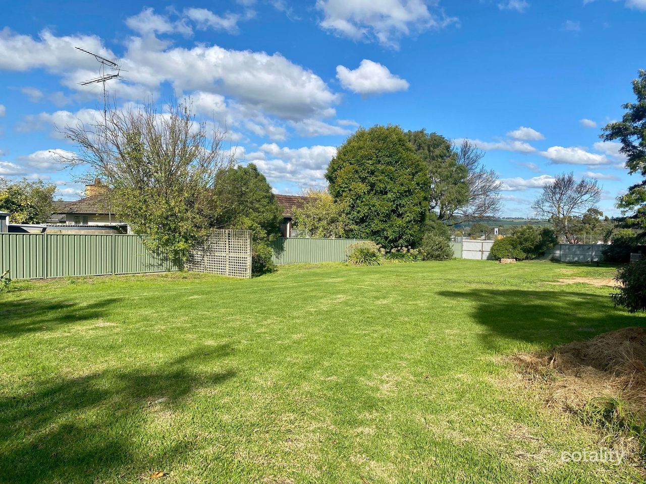 24 White St, Casterton, VIC 3311