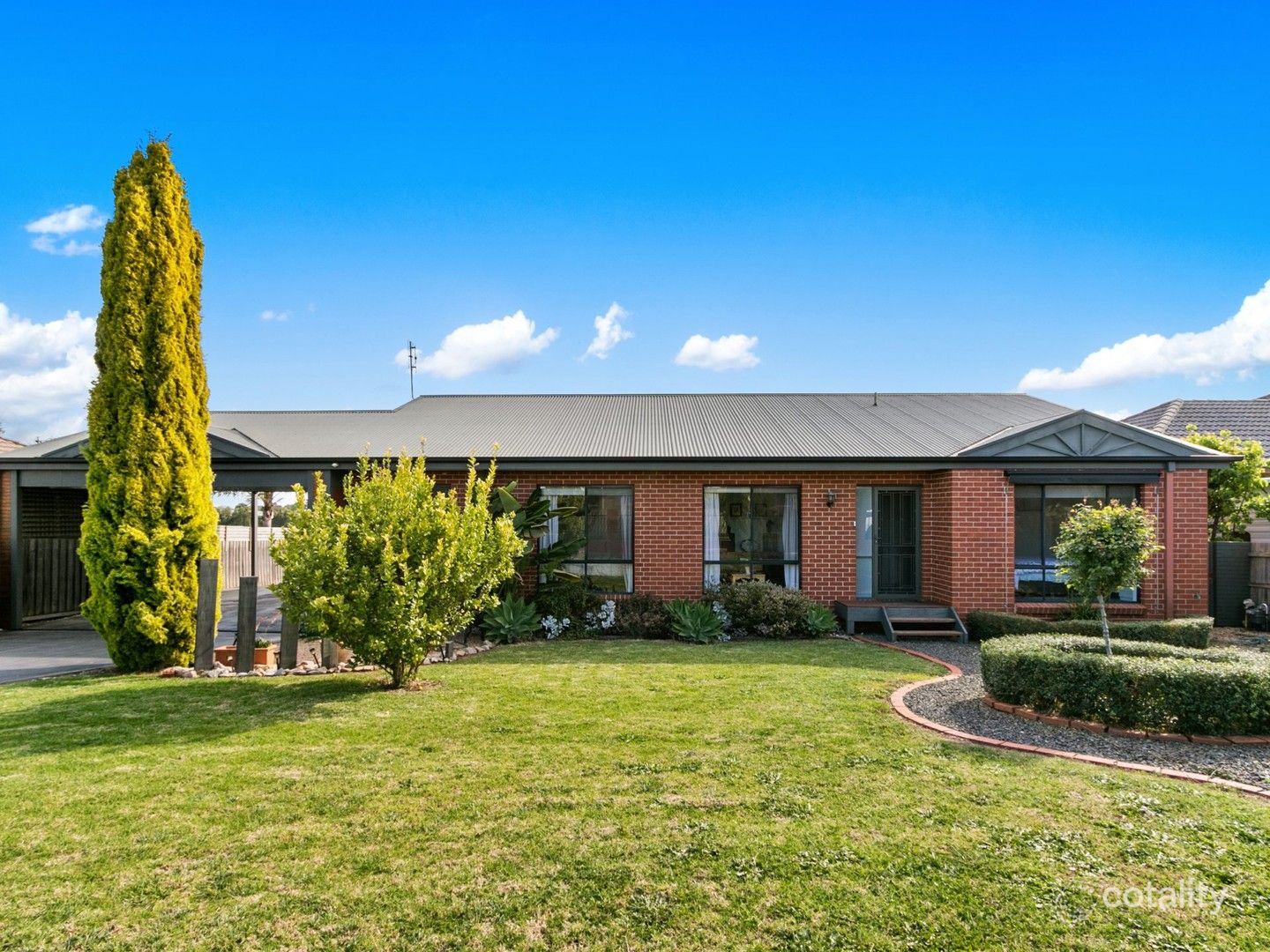 15 Bluff Ct, Eastwood, VIC 3875