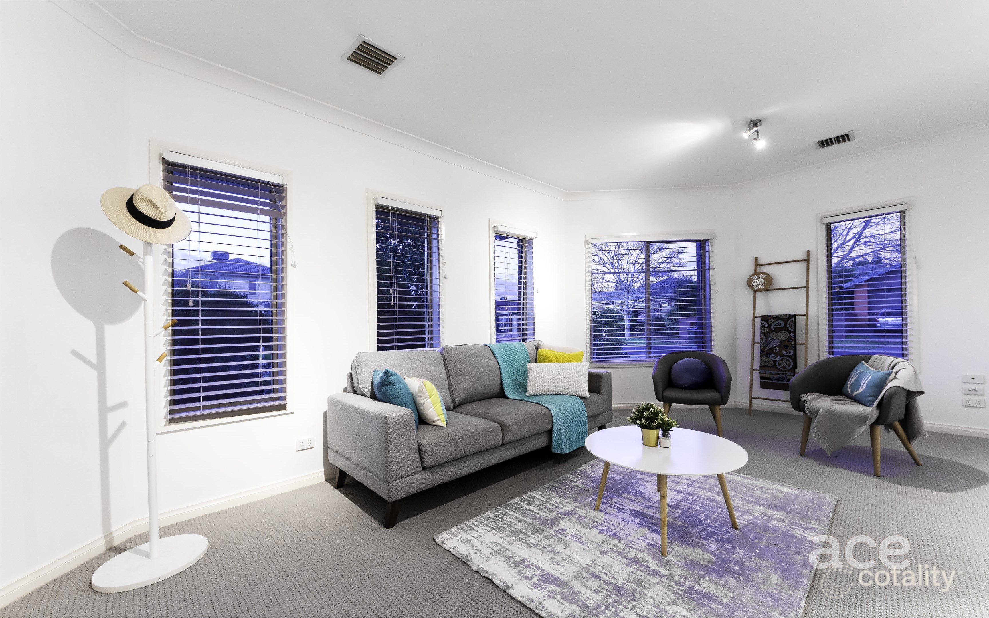 2 Covent Gdns, Point Cook, VIC 3030