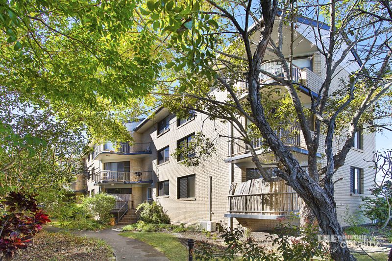 2/2325 Gold Coast Hwy, Mermaid Beach, QLD 4218