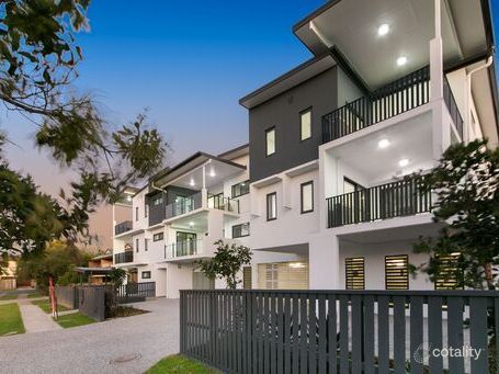 4/90 Glenalva Tce, Enoggera, QLD 4051