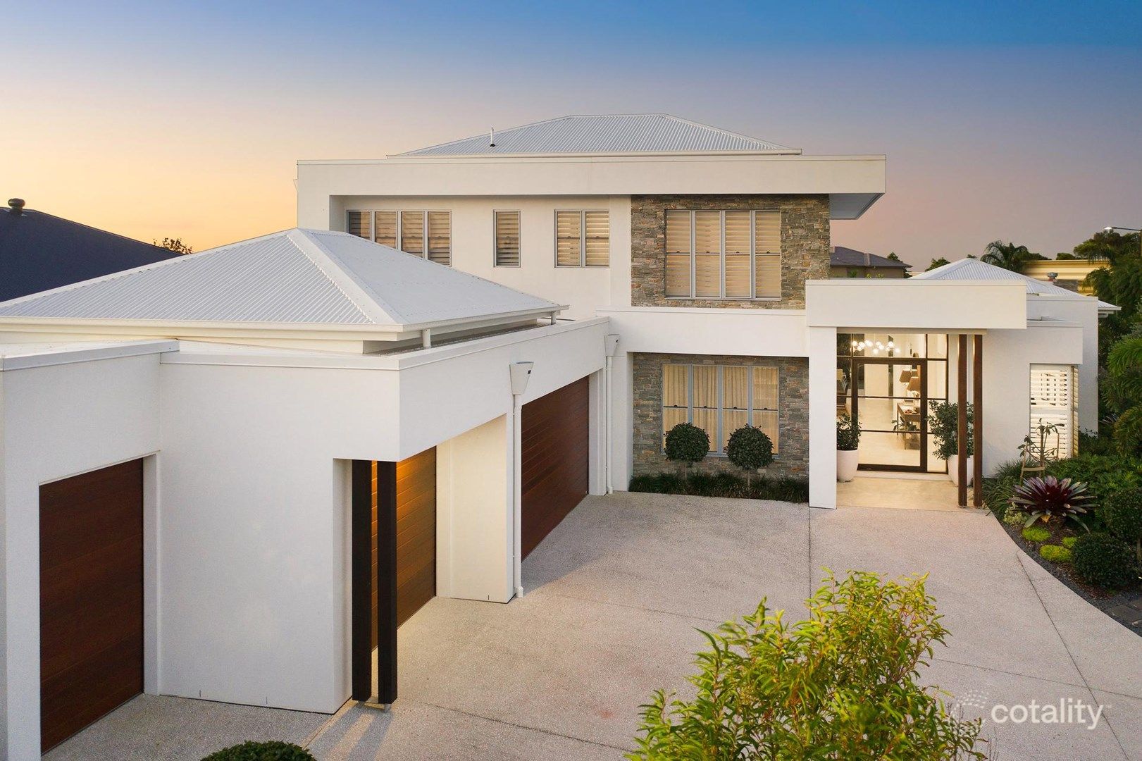 3077 Forest Hills Dr, Hope Island, QLD 4212