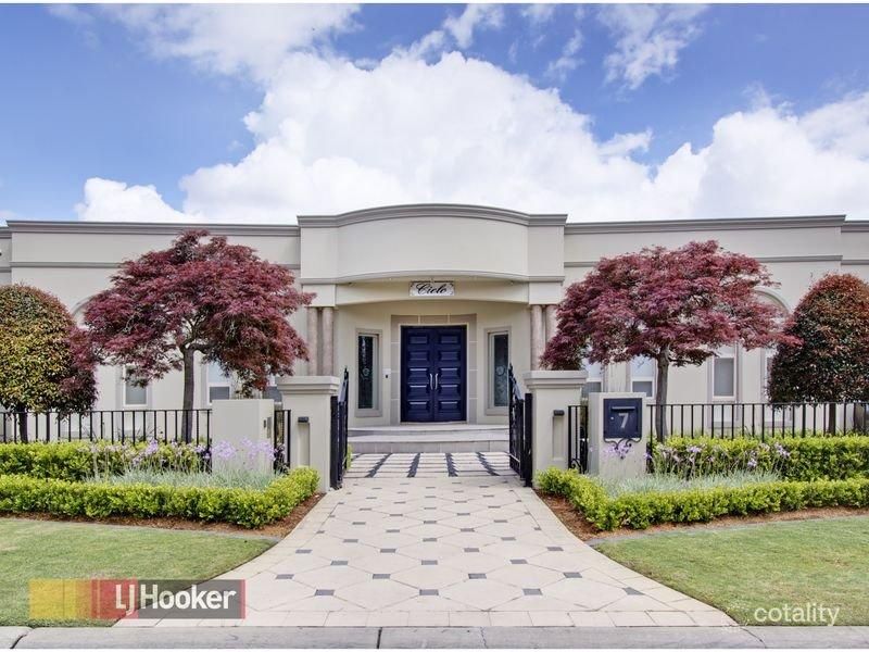 7 Carnarvon Ave, Glenhaven, NSW 2156