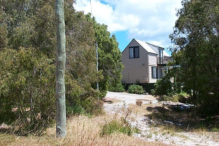 7 Connelly St, Little Grove, WA 6330