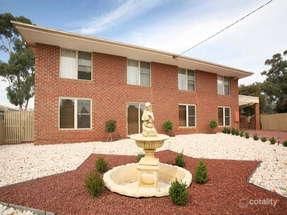 65 Capital Ave, Glen Waverley, VIC 3150