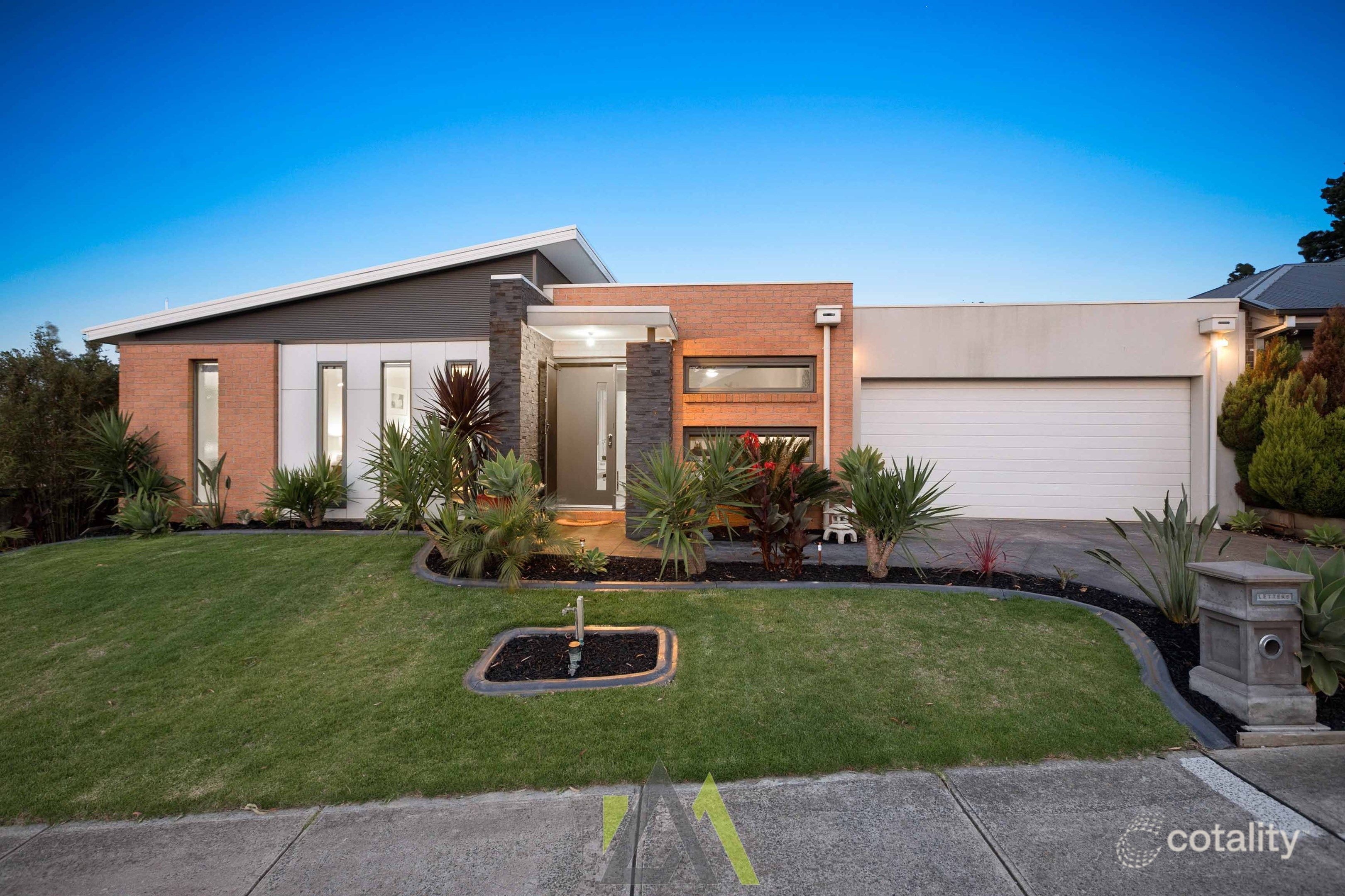 4 Millicent Rd, Langwarrin, VIC 3910