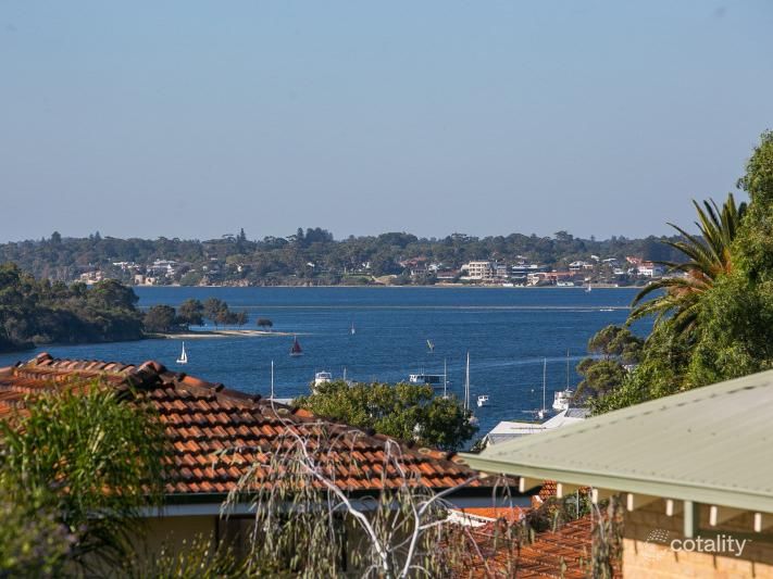 2/126 Petra St, Bicton, WA 6157