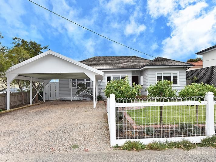 2 Nita St, Hadfield, VIC 3046