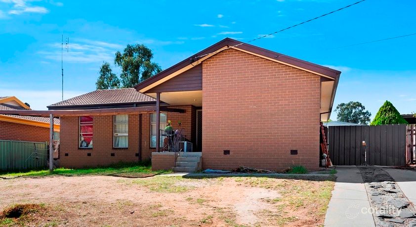 12 Derwent Dr, Long Gully, VIC 3550