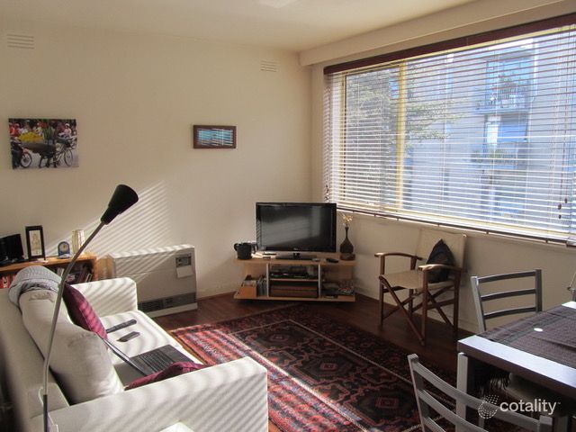 8/97 Barkly St, St Kilda, VIC 3182