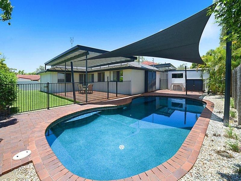 321 Rio Vista Bvd, Mermaid Waters, QLD 4218