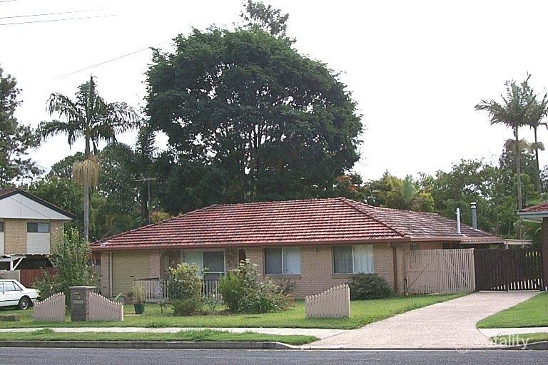 82 School Rd, Capalaba, QLD 4157