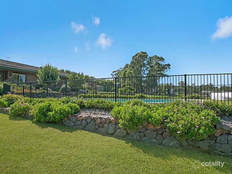 11 Frances Dun Cl, Duns Creek, NSW 2321
