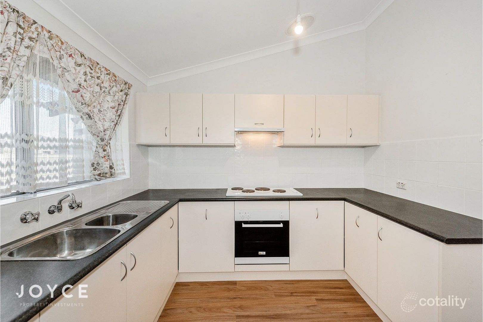 10/12 Walga Ct, Yokine, WA 6060