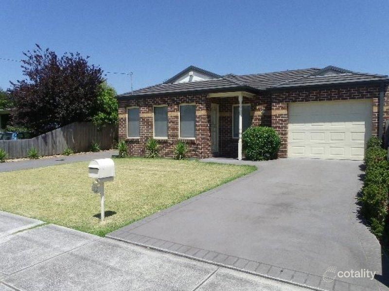 27 Herbert St, Avondale Heights, VIC 3034