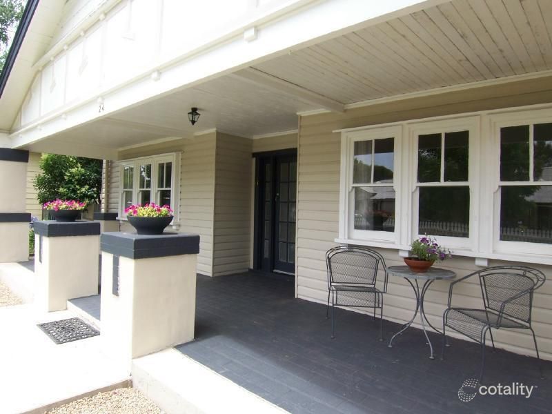 24 Renehan St, Cootamundra, NSW 2590