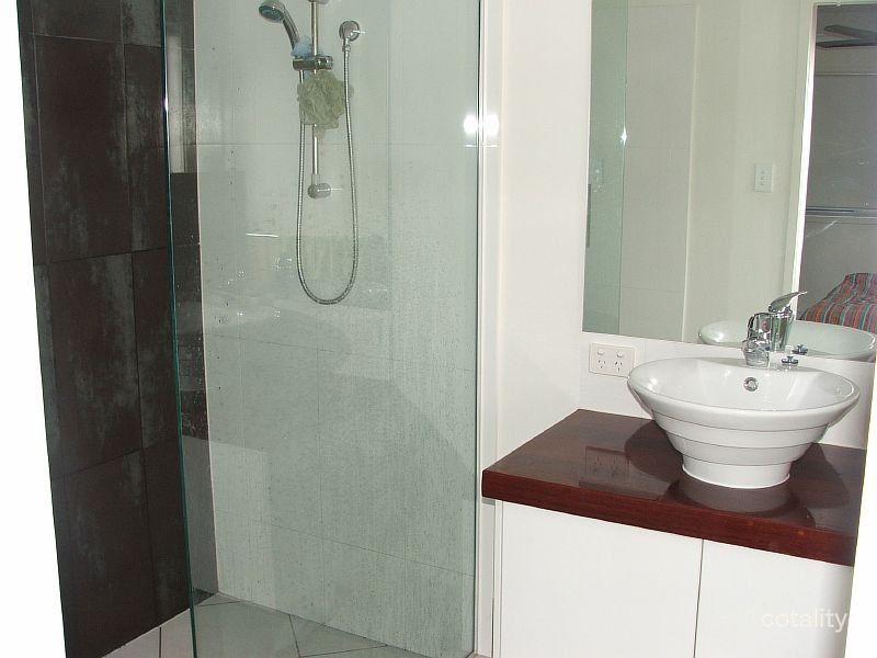9 Peppermint Cres, Sippy Downs, QLD 4556