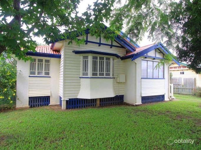 6 Victory St, Svensson Heights, QLD 4670