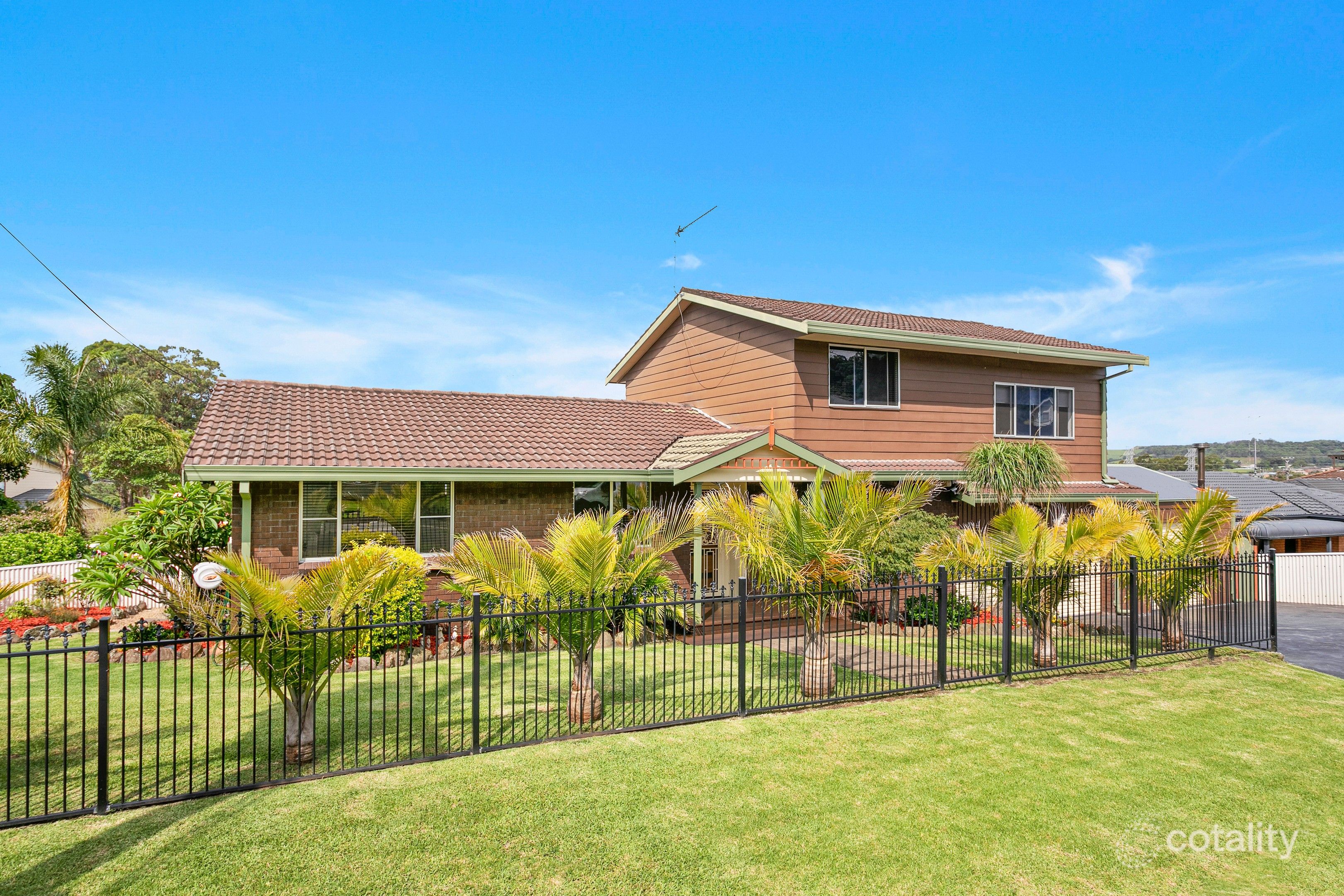 61 Simpson Pde, Albion Park, NSW 2527