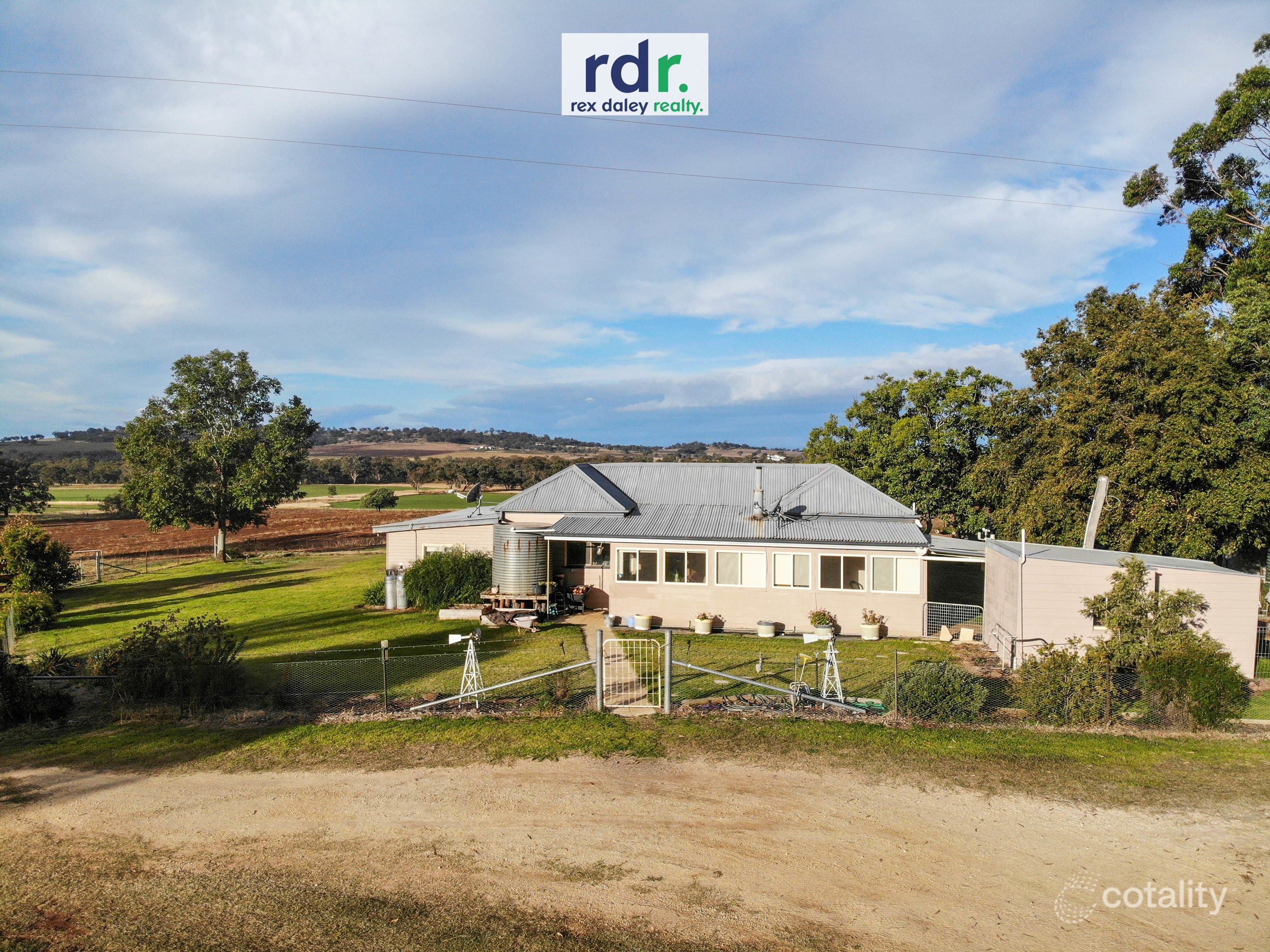 717 Rob Roy Rd, Rob Roy, NSW 2360