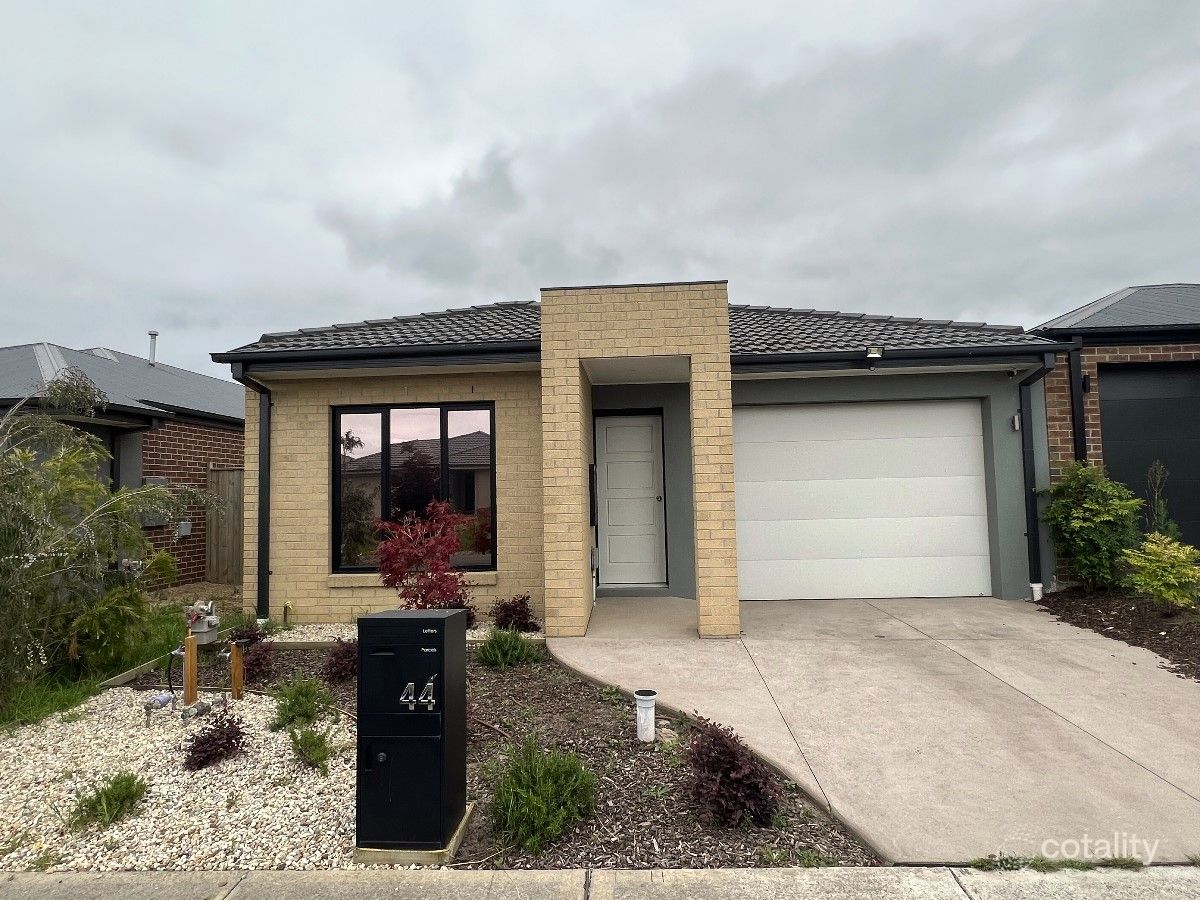44 Moroak Cres, Clyde North, VIC 3978