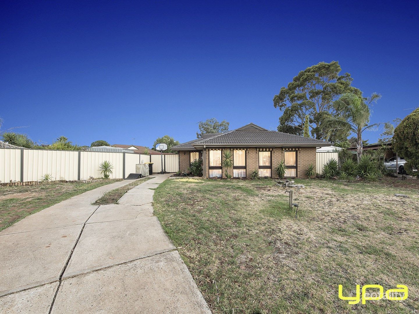 3 Berwick Pl, Melton West, VIC 3337