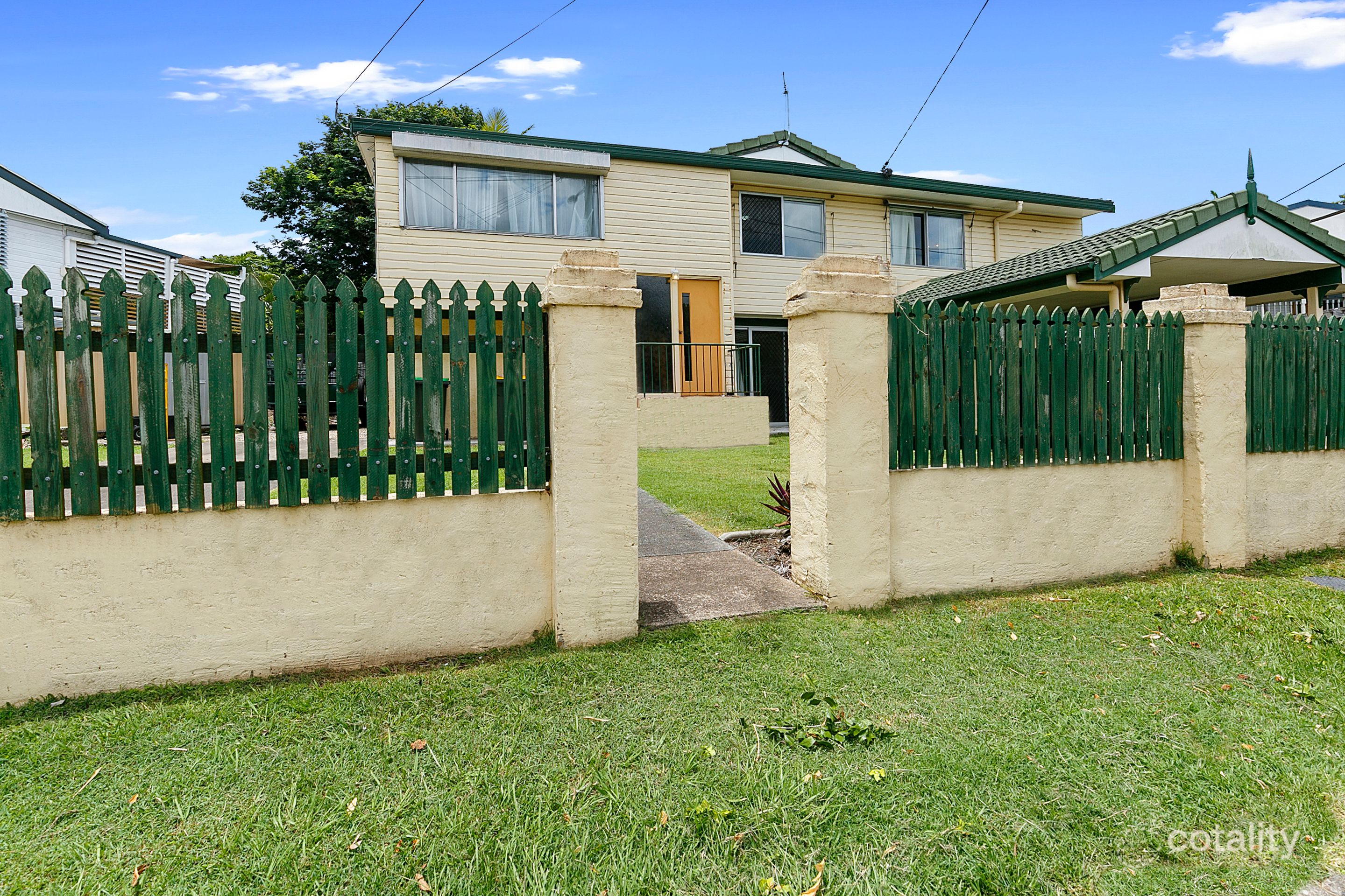 229 Bennetts Rd, Norman Park, QLD 4170