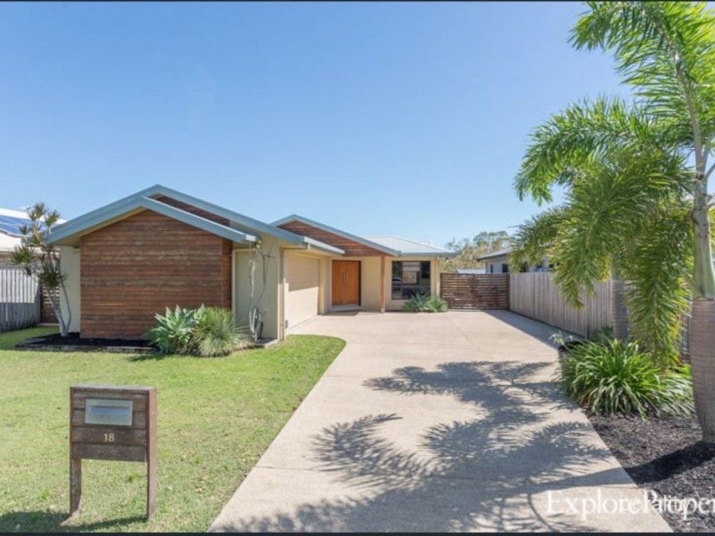 18 Townsend St, Bucasia, QLD 4750