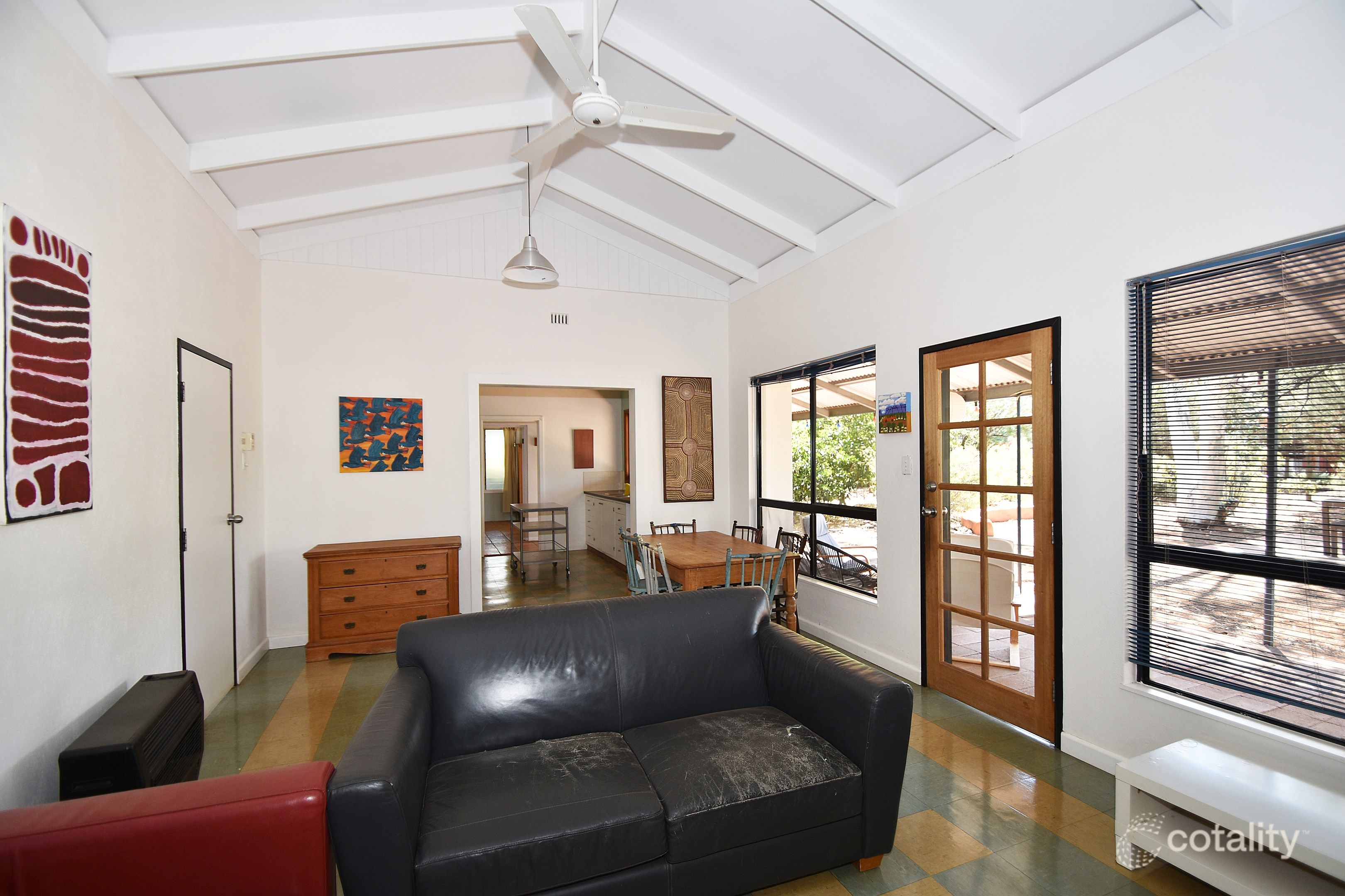 19 Warburton St, East Side, NT 0870