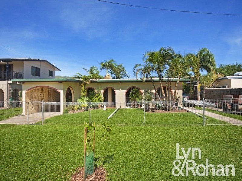 29 Forbes St, Cluden, QLD 4811