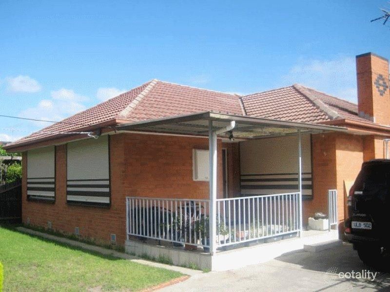5 Katoomba St, Hadfield, VIC 3046
