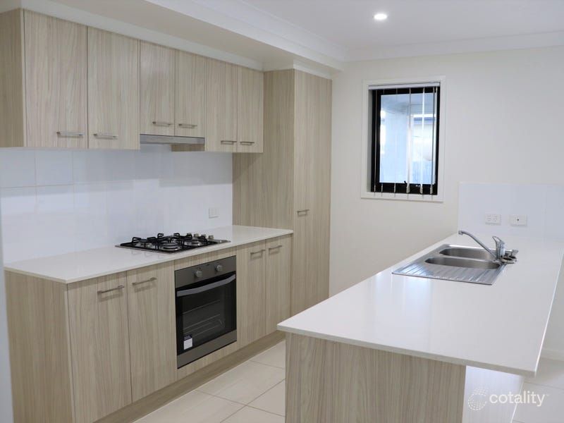 32 Tarcoola St, Wyreema, QLD 4352