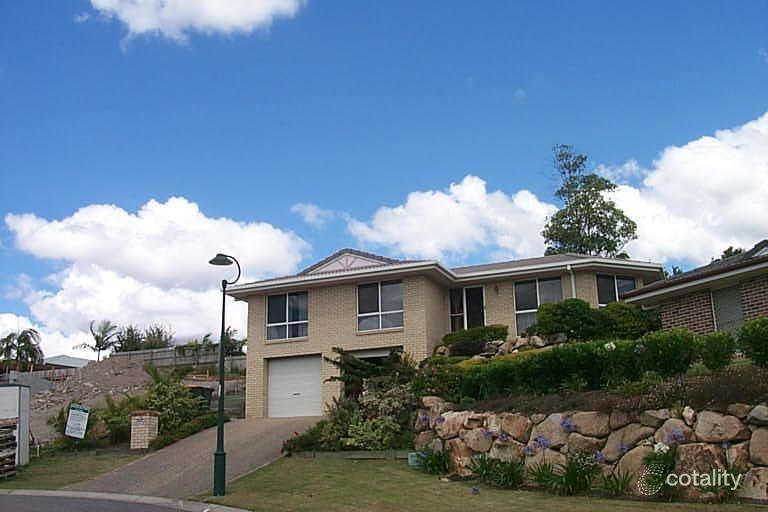 50 Oxford Cres, Bridgeman Downs, QLD 4035