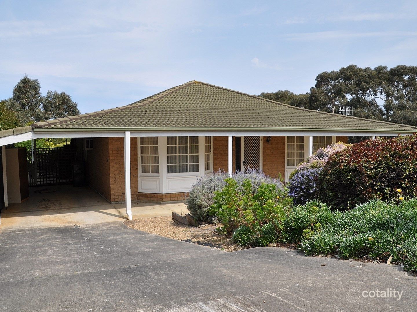 17 Altman Ave, Victor Harbor, SA 5211