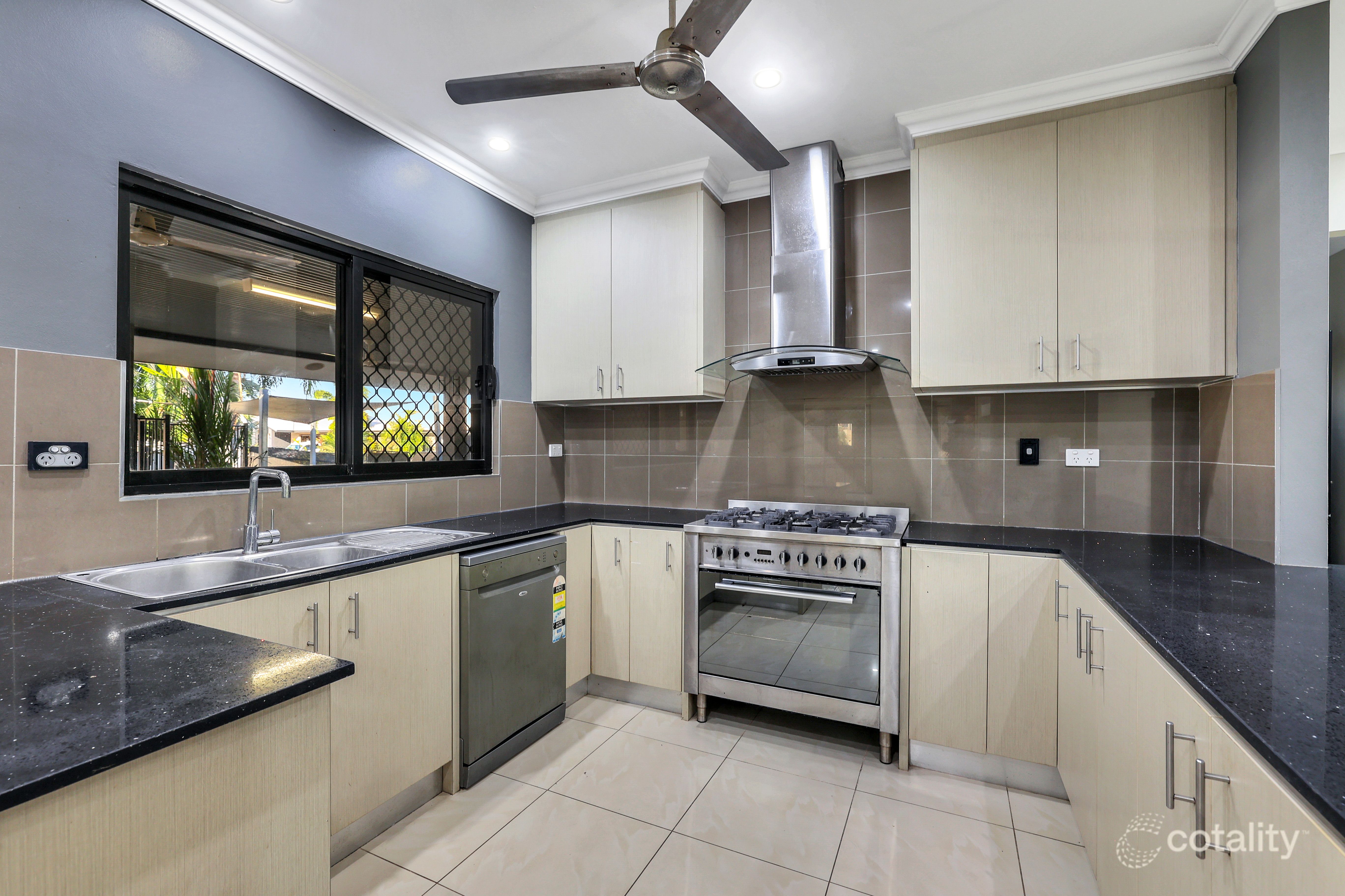 18 La Pira Cct, Rosebery, NT 0832