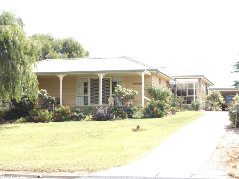 13 Lake View St, Boort, VIC 3537