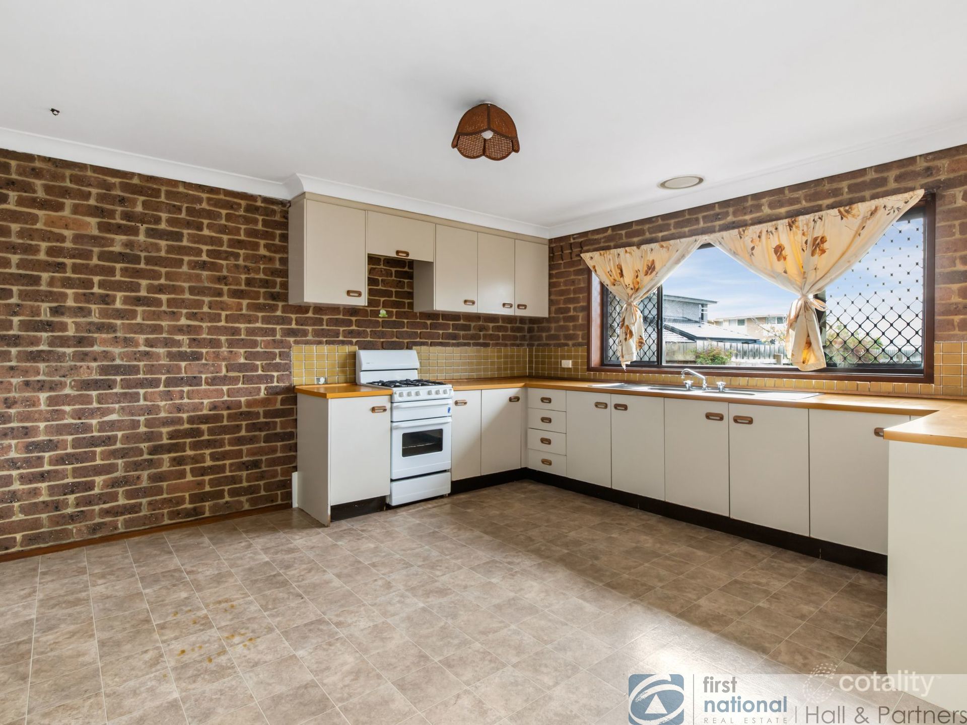 4/42-44 Kirkham Rd, Dandenong, VIC 3175